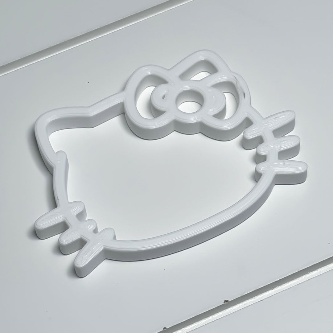 Kawaii Kitty Fish Feeding Portal