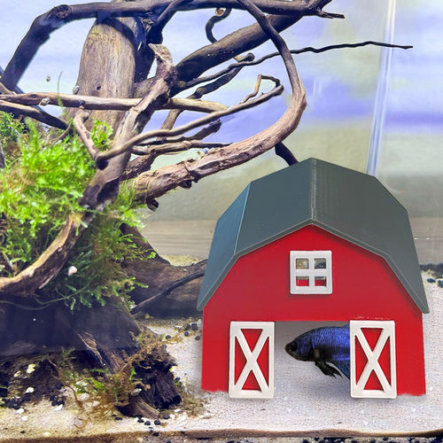 Barn Betta Hide / Cave