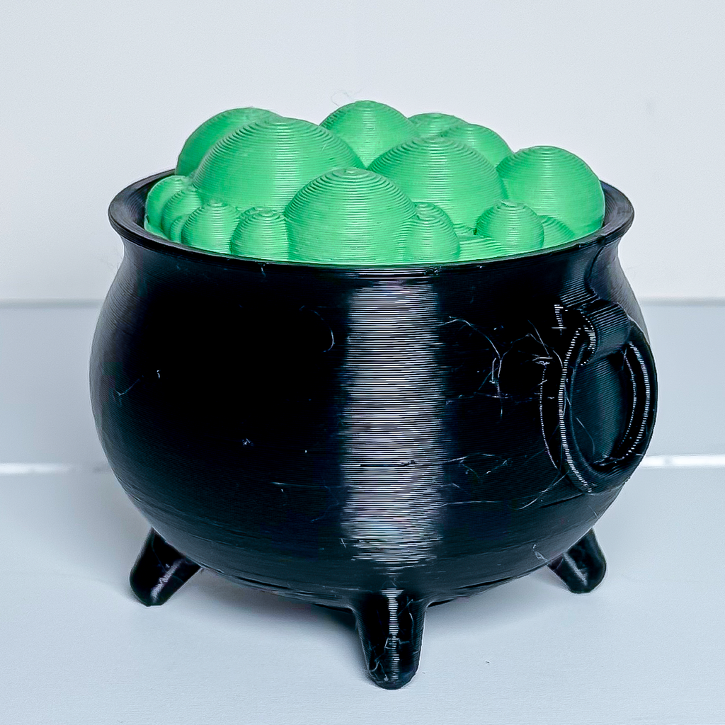 Witches Cauldron Betta Hide