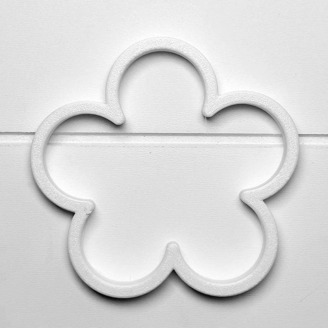 Daisy Fish Feeding Portal